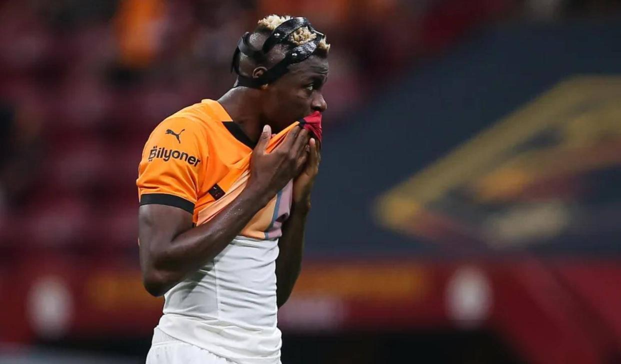 德罗巴在曼联比赛中战术调整，连败引发热议！的简单介绍